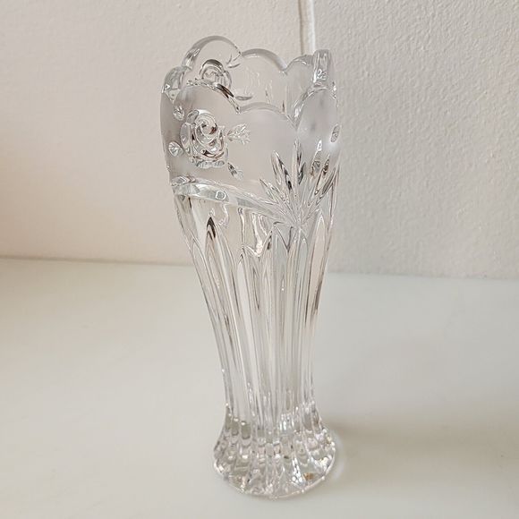 Vintage Oneida Crytal Southern Garden Flower Bud Vase 7x2.2inch 1992 Germany - Picture 5 of 11